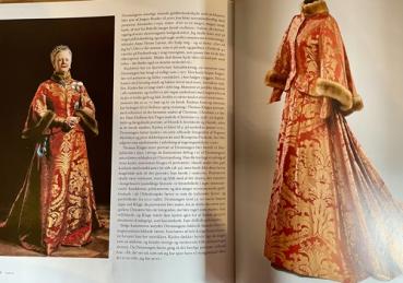 Book Queen Dronningens Margrethe Kjoler Dresses Fashion Royal Denmark